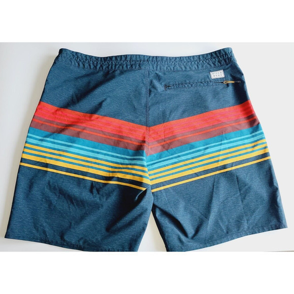 Billabong Boardshorts Shorts Size 38 - Picture 3 of 4